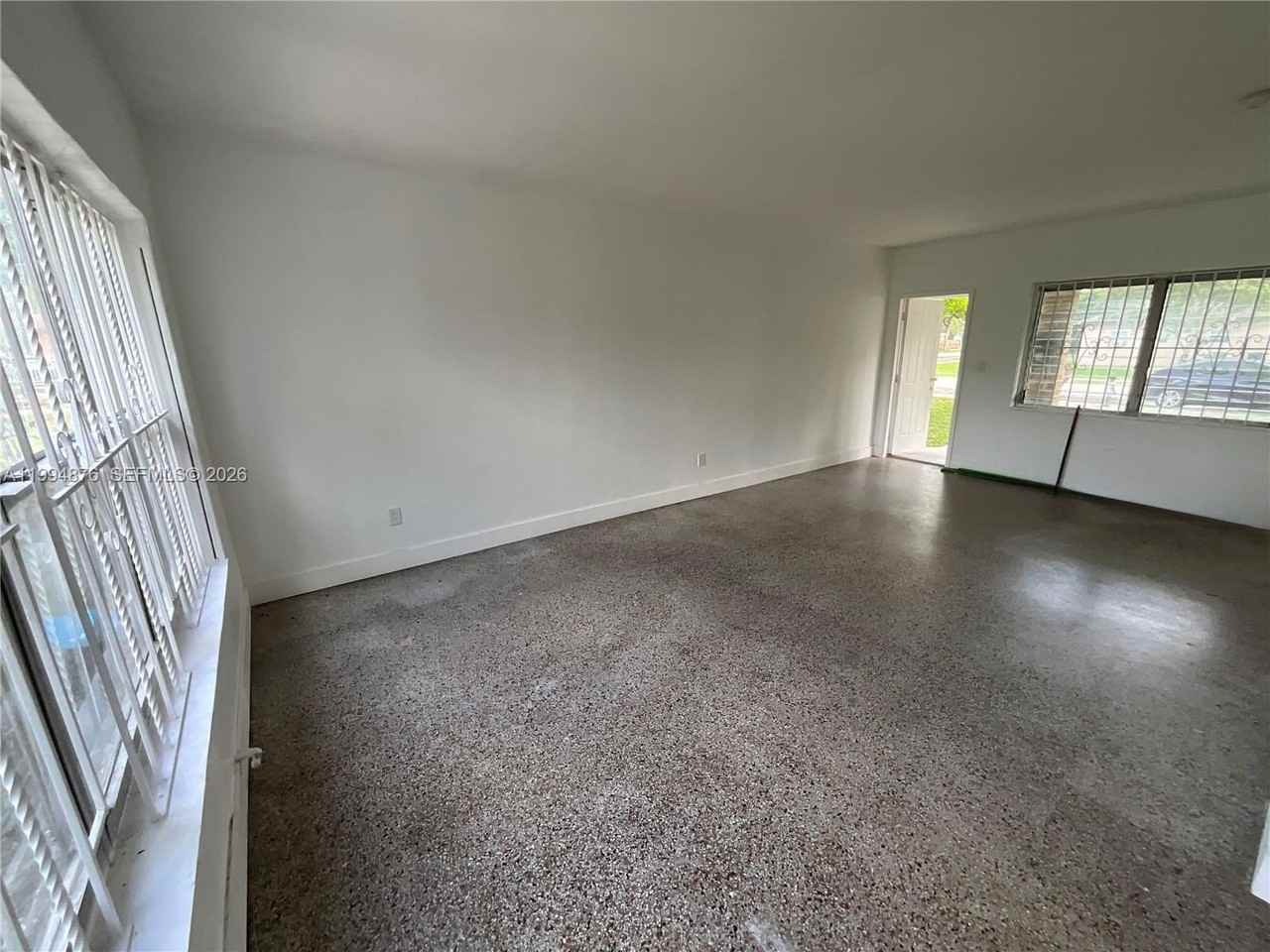 661 Ne 138th St #661 - Photo 5 of 13