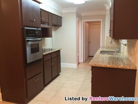 2726 Westerland Dr - Photo 3 of 11