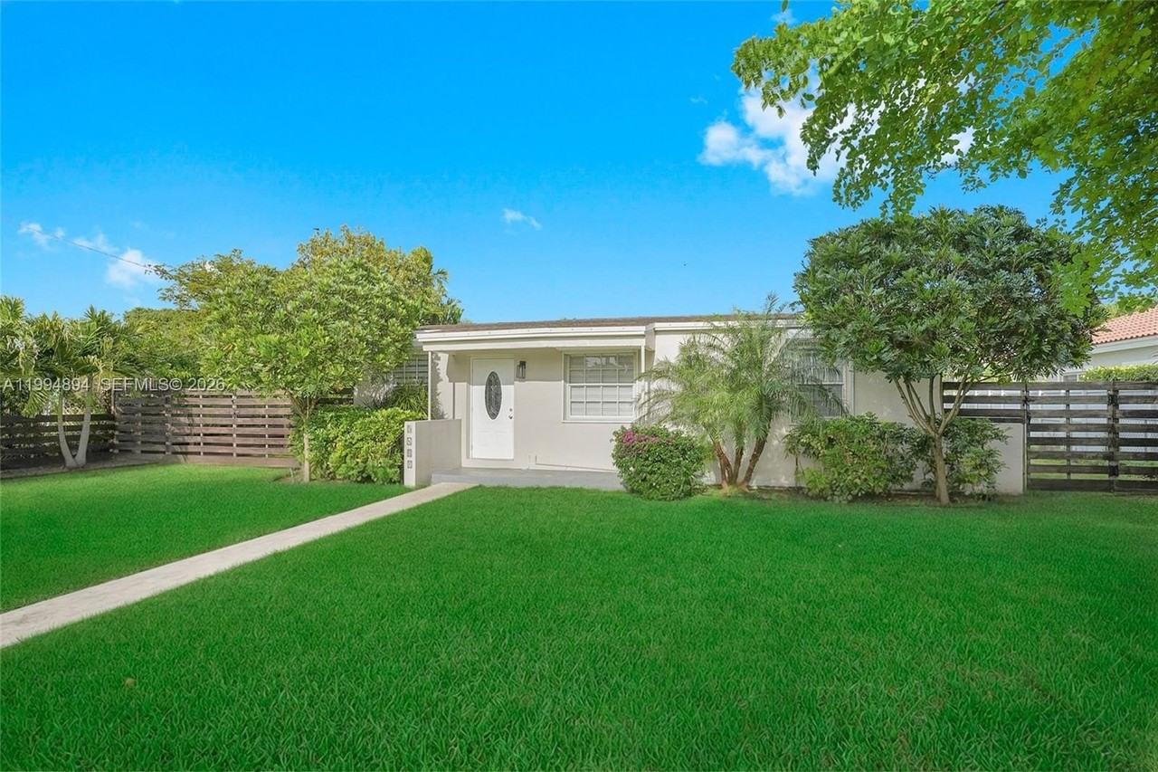 5401 Sw 97th Ct - Photo 2 of 25