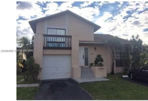 featured image of 914 Nw 106th Avenue Cir #0