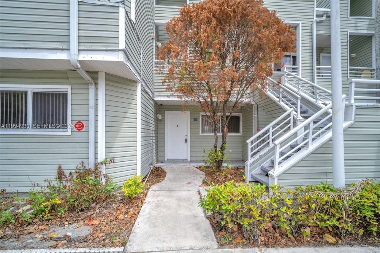 3437 Nw 44th St #107 - Photo 2 of 30