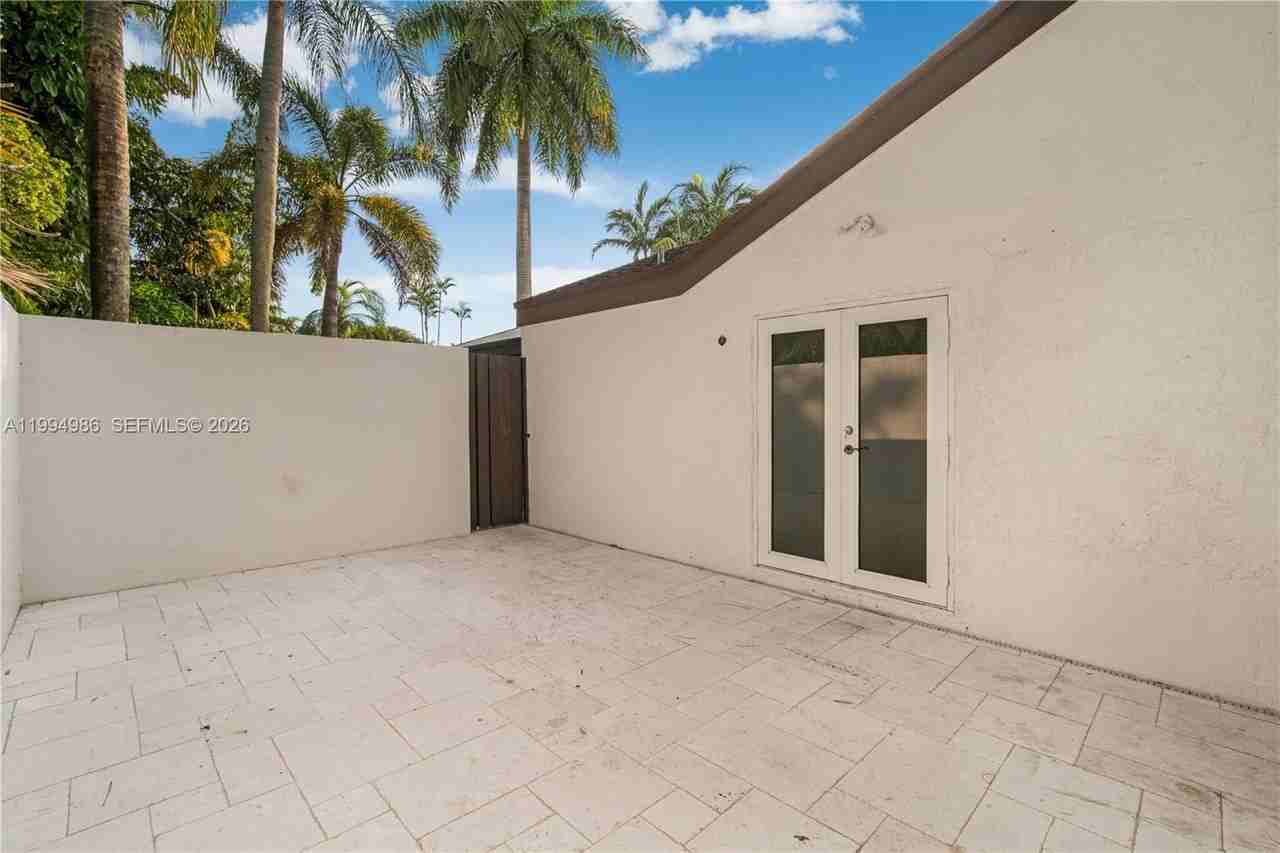 15250 Sw 154th Ter #A - Photo 4 of 16