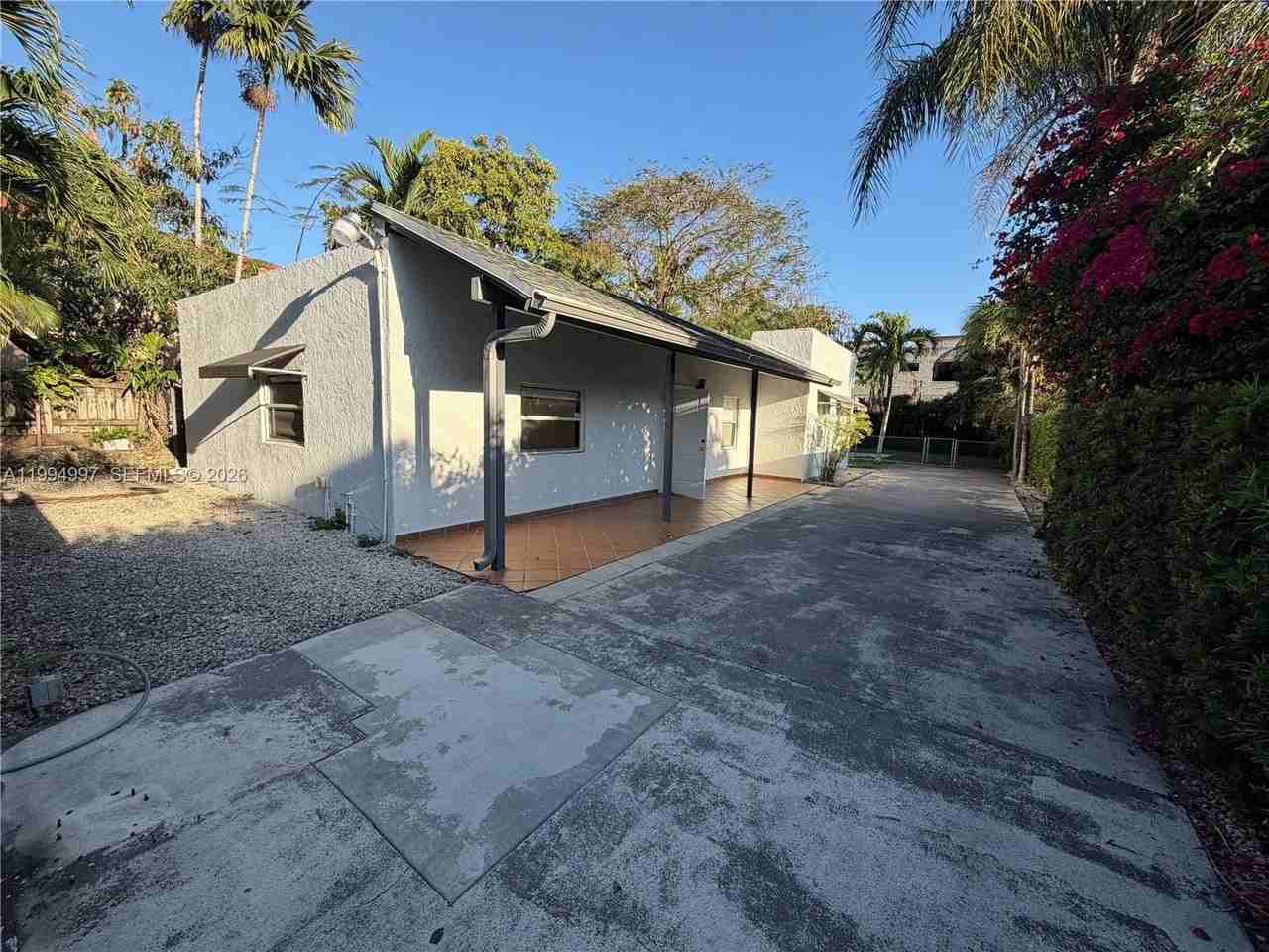 3373 Sw 29th Ter #3373 - Photo 2 of 25