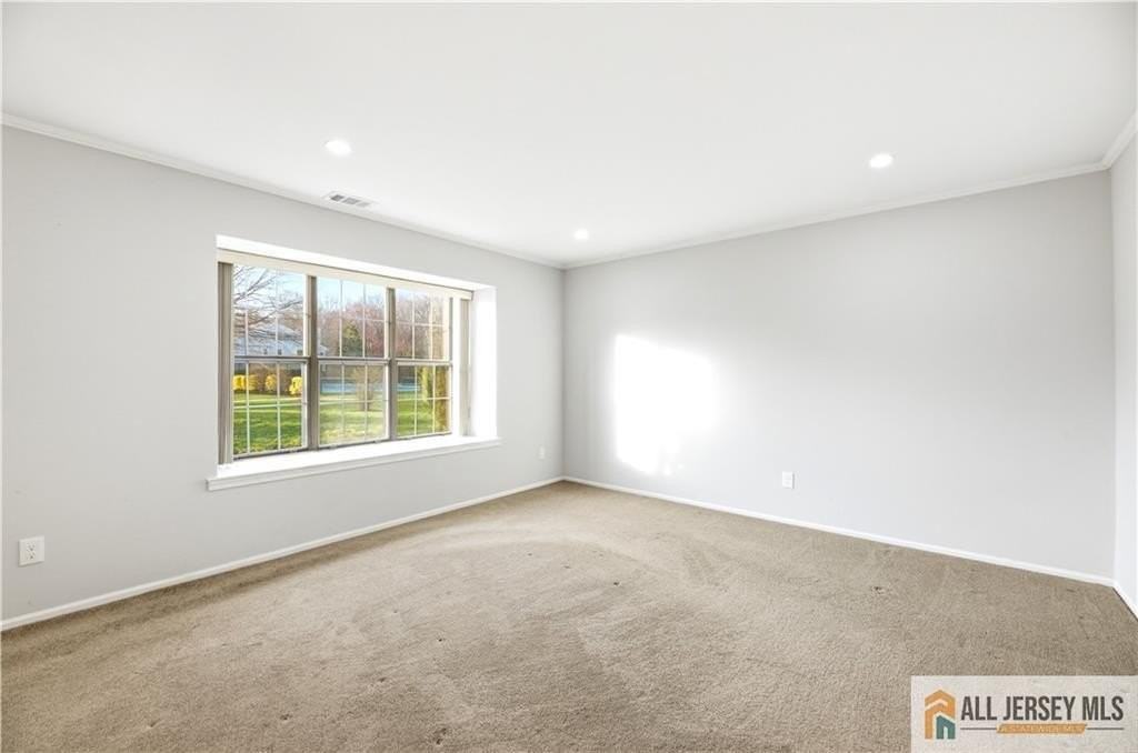 151 Wyndham Pl - Photo 5 of 19