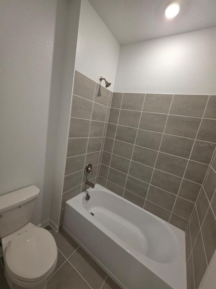 5637 Nina Way - Photo 7 of 23