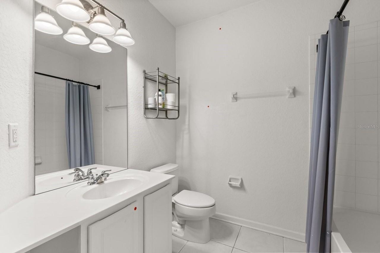 409 Hilgard Cv #106 - Photo 5 of 22