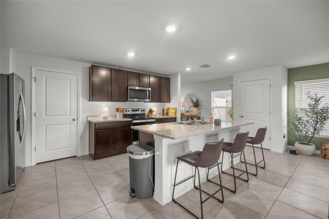 8740 Sw 45th Ct - Photo 6 of 43