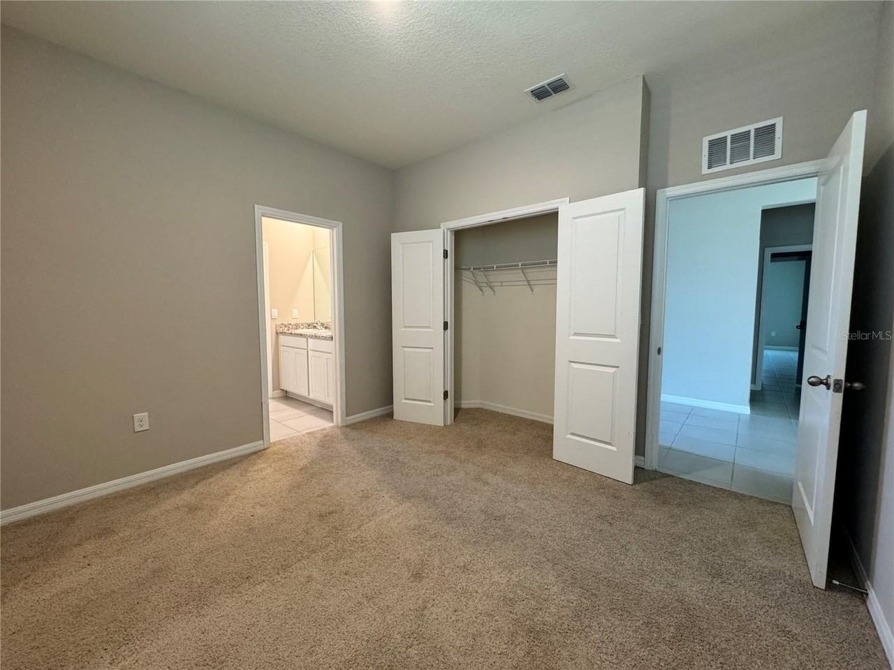 4970 Nw 39th Loop - Photo 6 of 49