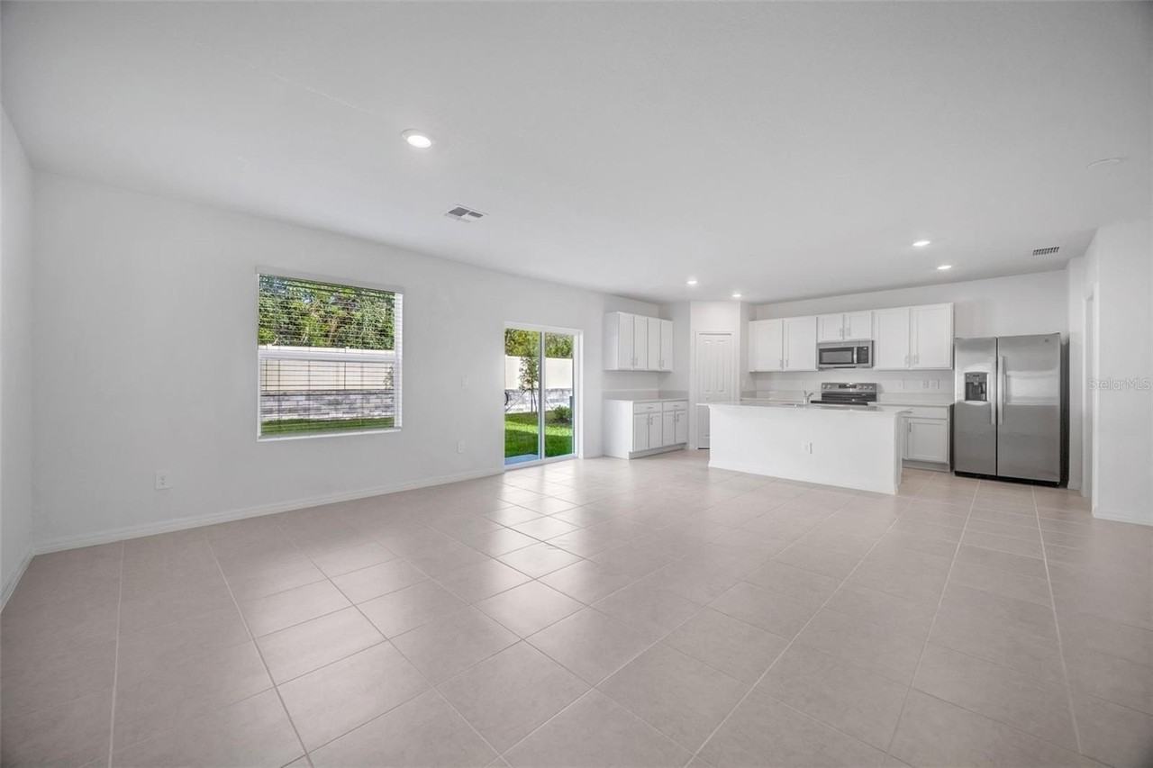 7751 Abagail Dr - Photo 5 of 21