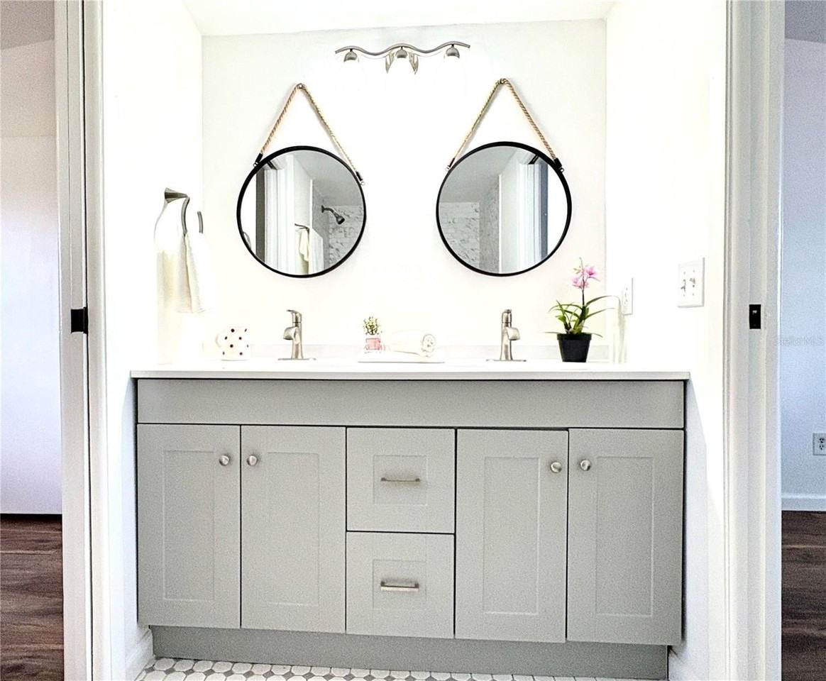 4006 Cedar Limb Ct - Photo 4 of 27