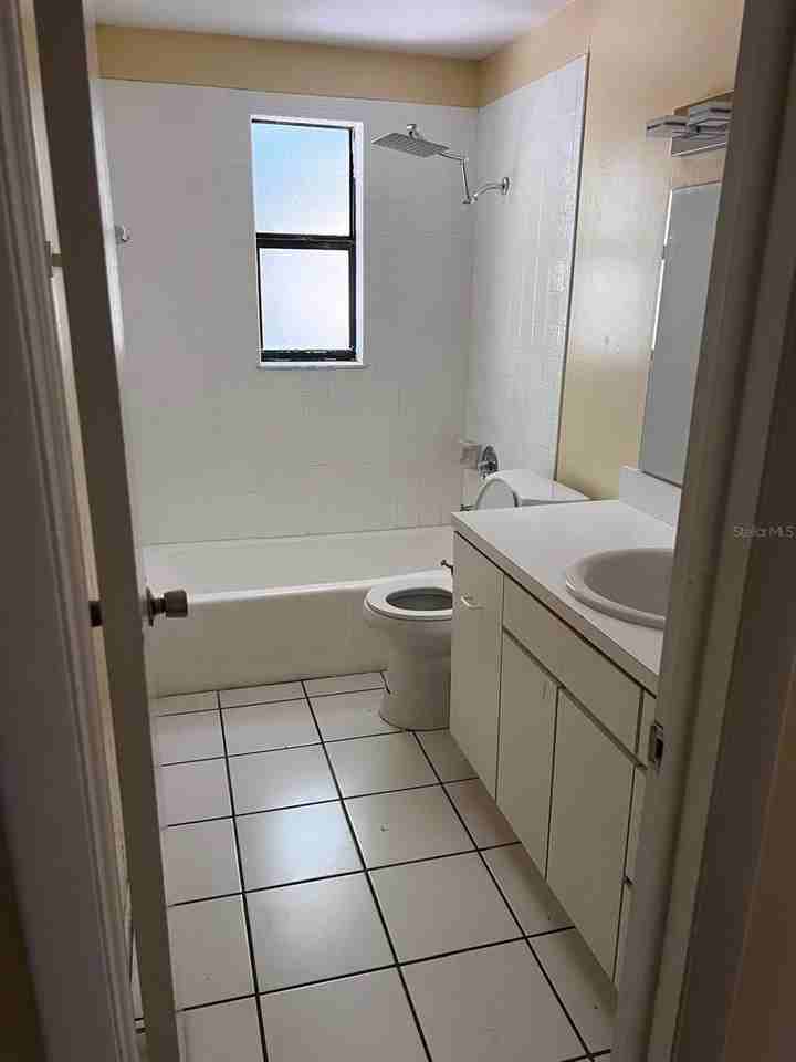 2608 E 97th Ave - Photo 2 of 10