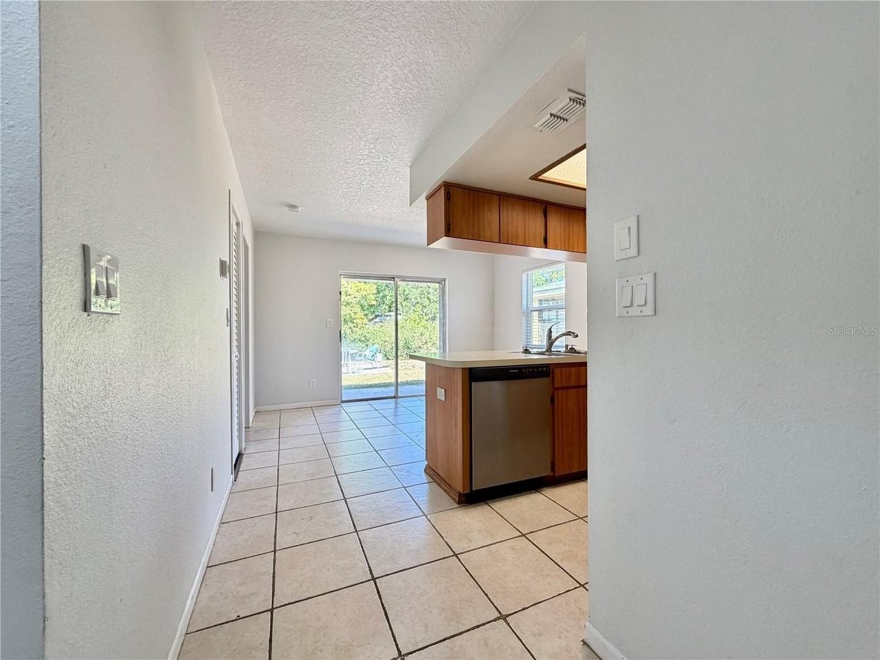 2761 62nd Ter N #B - Photo 6 of 25