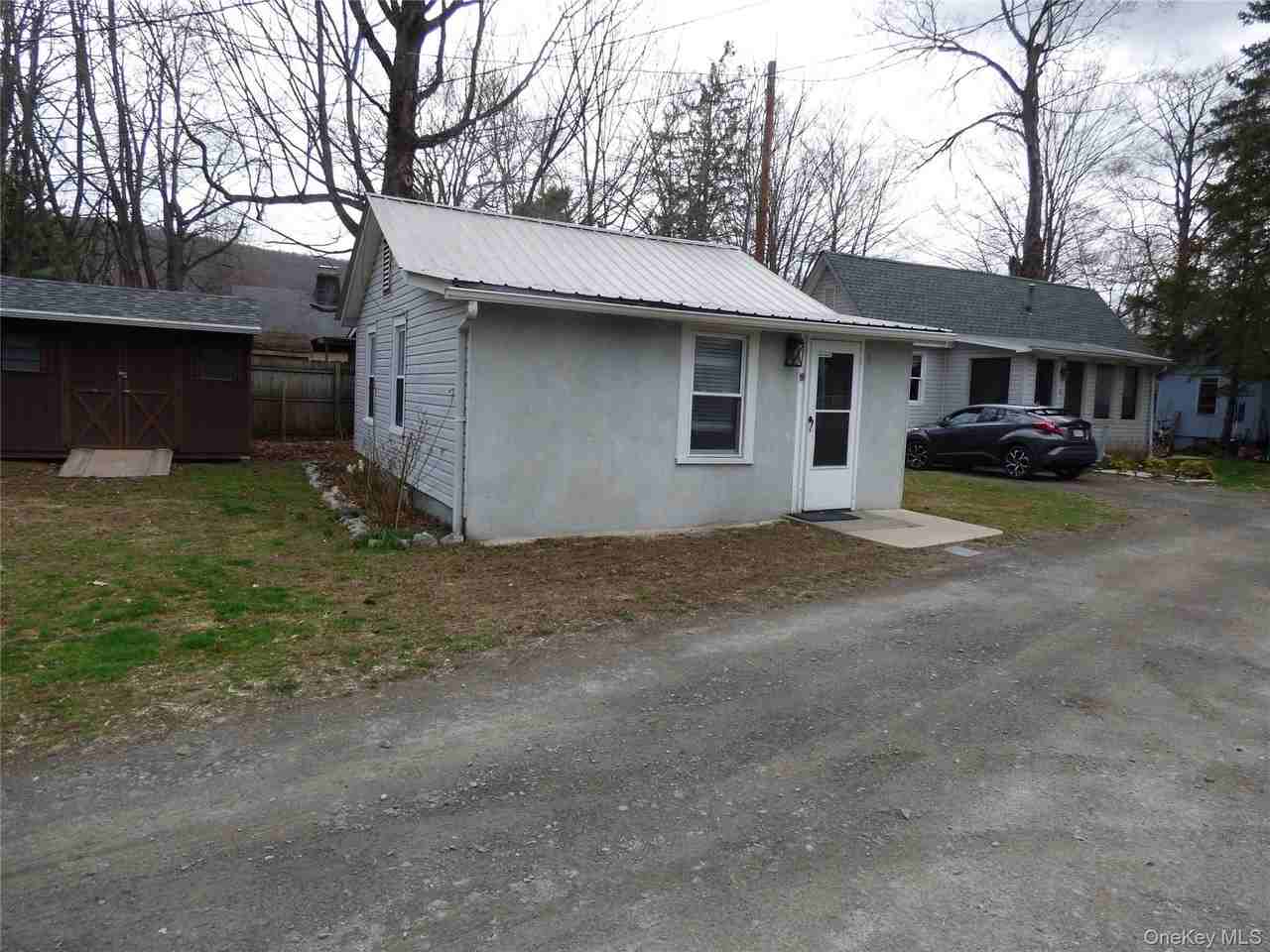 9 Fredericks Rd - Photo 2 of 11