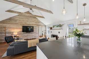 250 Oak Rd - Photo 1 of 1