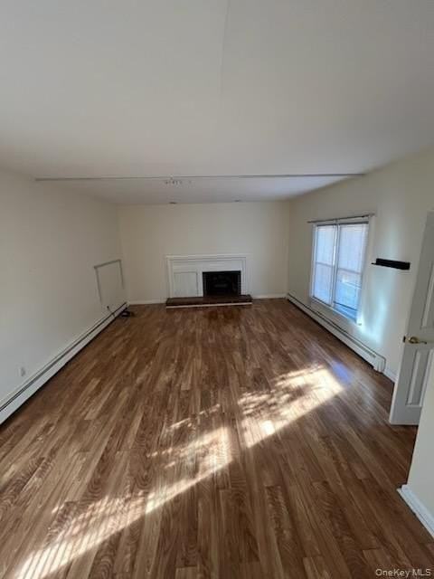 117 Blydenburg Ave #B - Photo 3 of 9