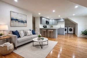 featured image of 3 Newbury Ave #3