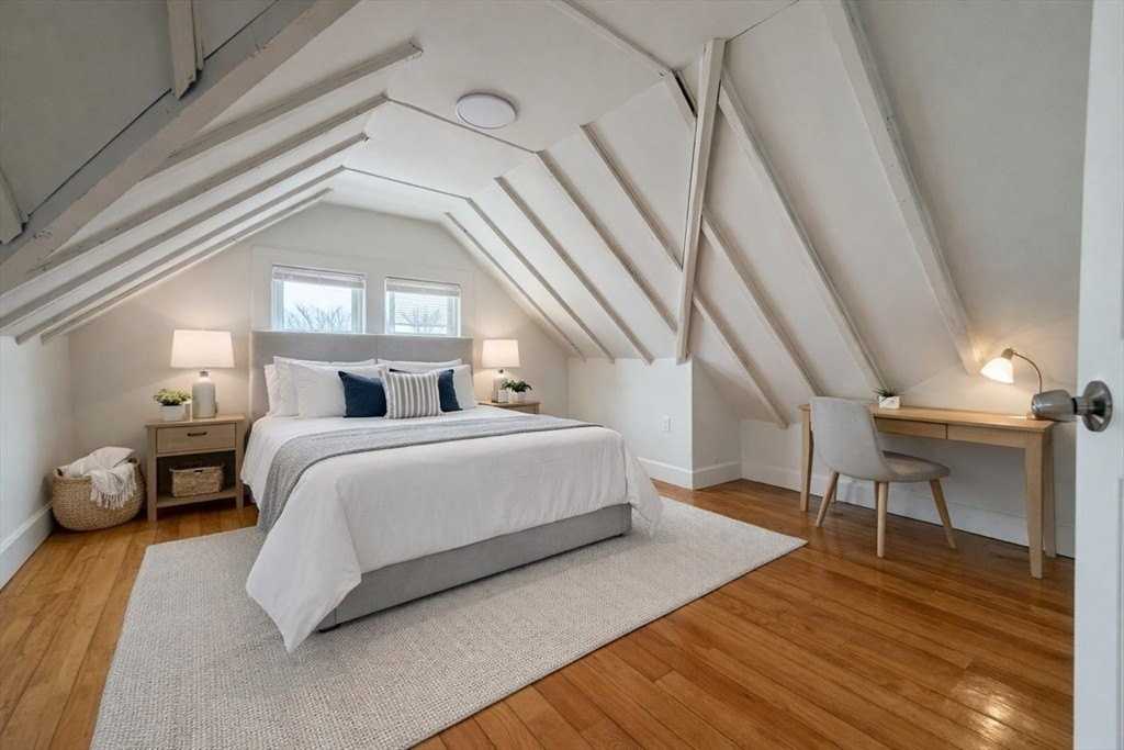 3 Newbury Ave - Photo 4 of 8