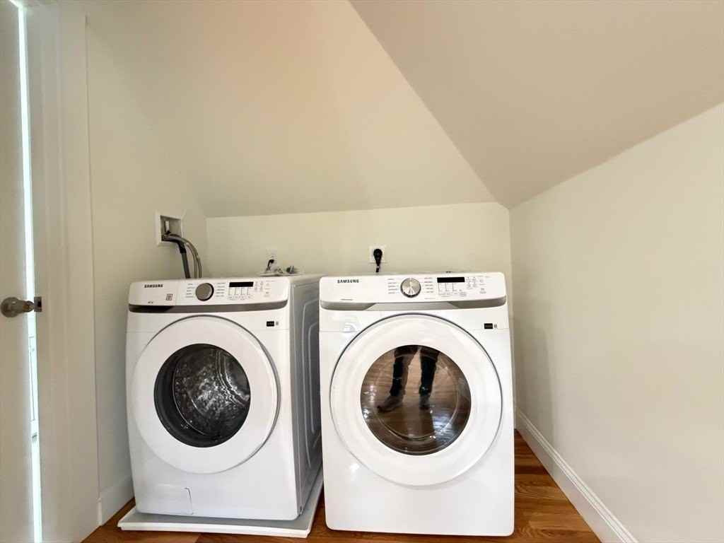 3 Newbury Ave - Photo 6 of 8