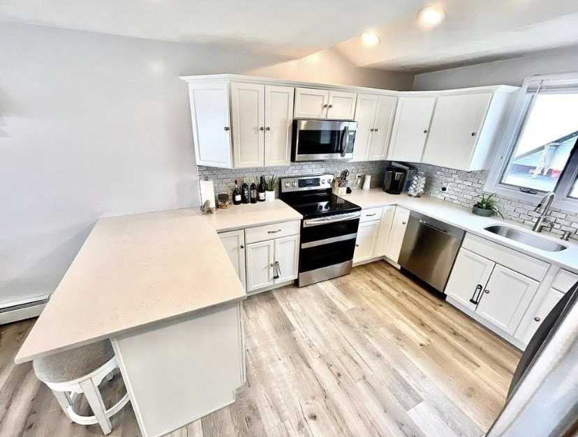 30 White St Apt 1f - Photo 2 of 12