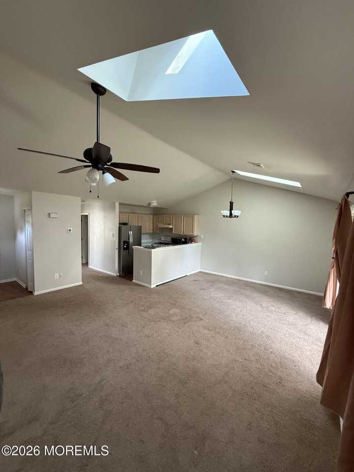 12 Timberline Dr - Photo 4 of 12