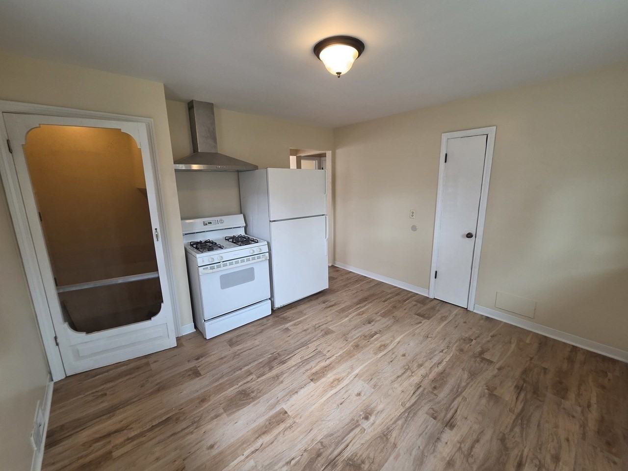 110 North Ave - Photo 5 of 16