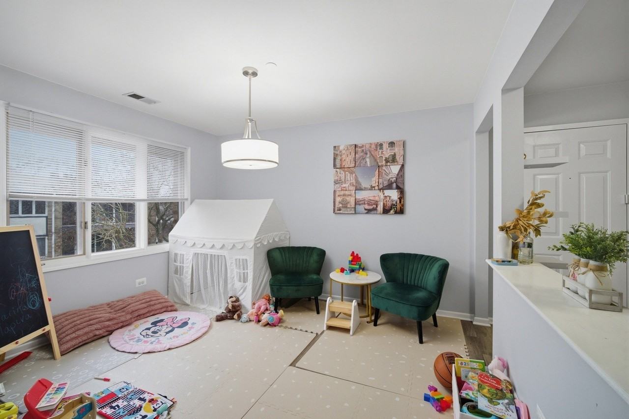 2113 Ammer Ridge Ct Unit 301 - Photo 4 of 21