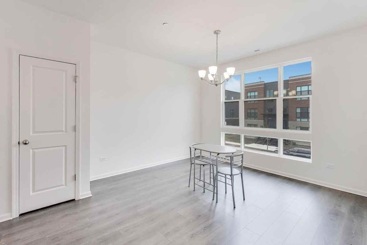 2251 Venture Dr Unit 2251 - Photo 4 of 34