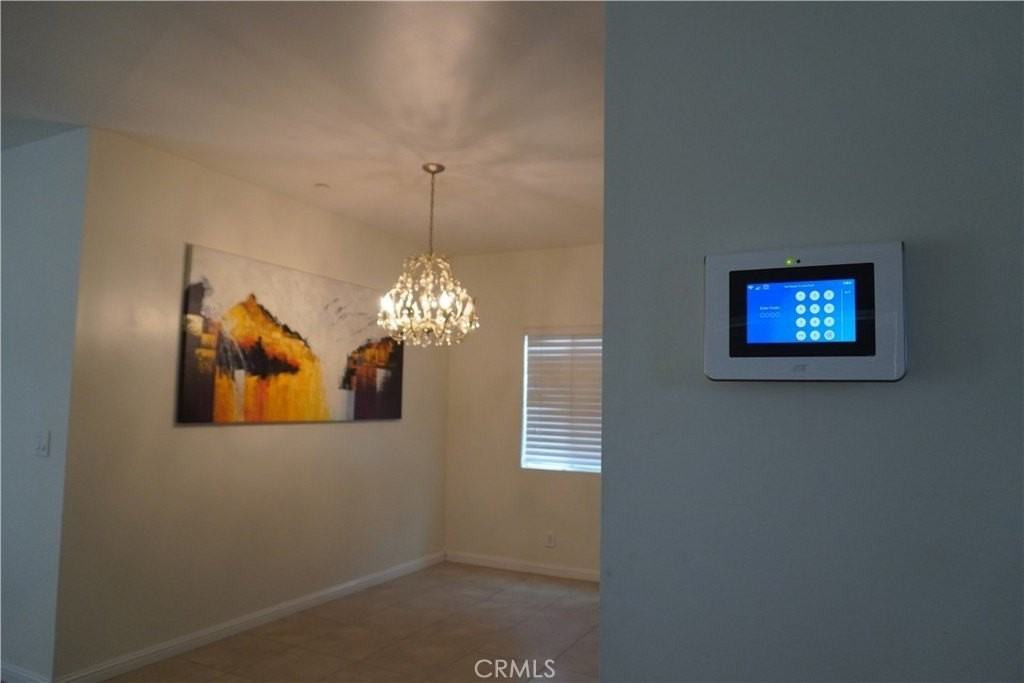 5611 Lemon Ave - Photo 3 of 20