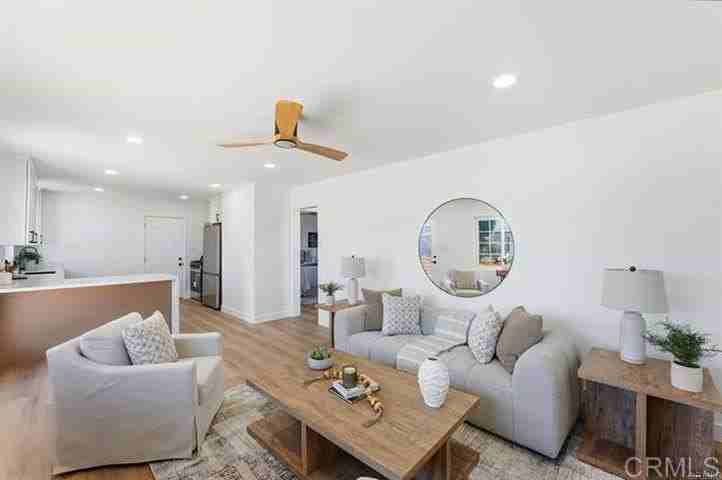 702 Oaklawn Ave - Photo 2 of 23