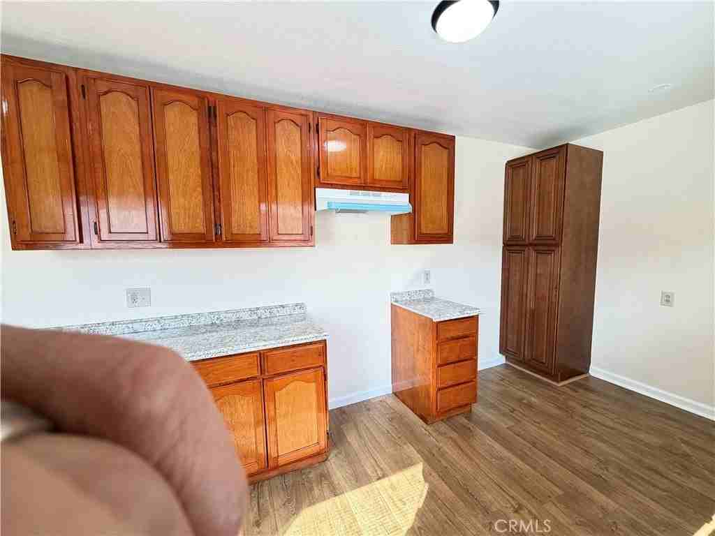 1011 E 65th St - Photo 3 of 13