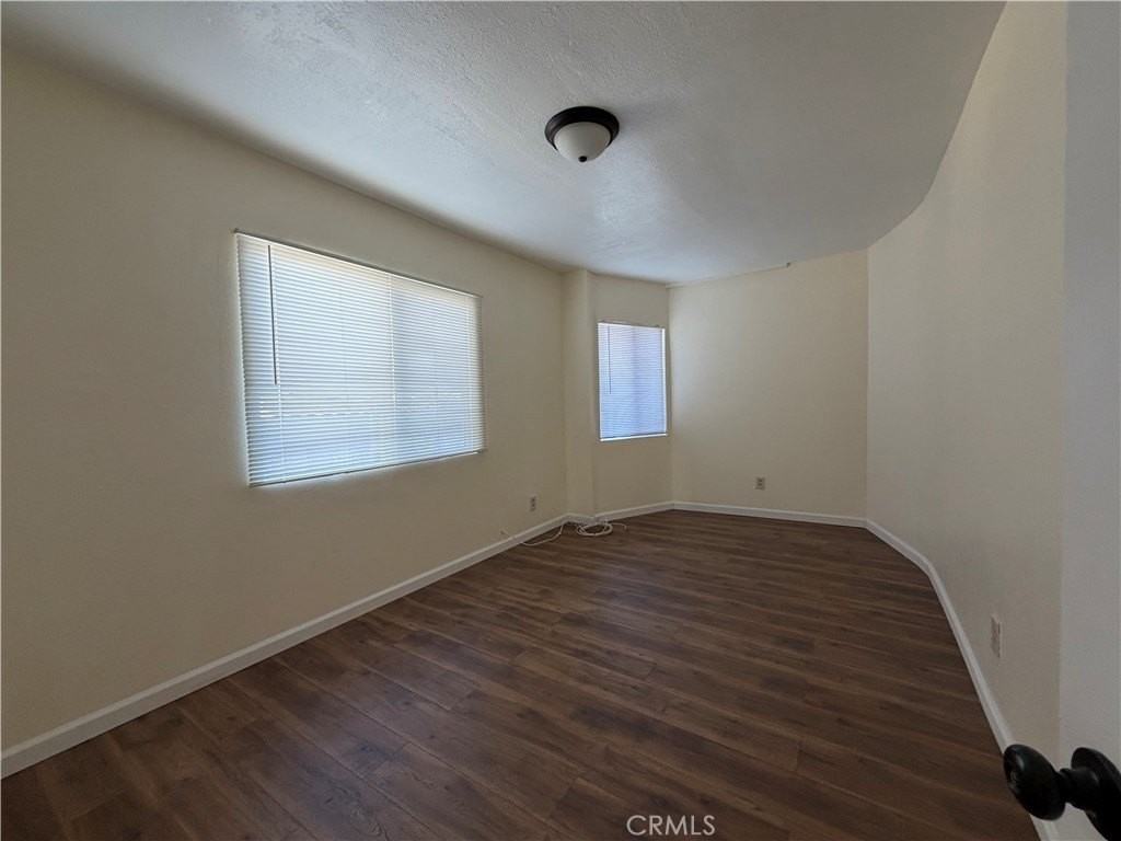 1011 E 65th St - Photo 7 of 13