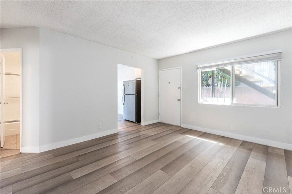 26006 Pennsylvania Ave #3 - Photo 4 of 14