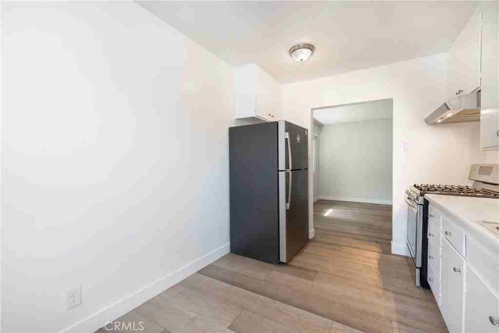 26006 Pennsylvania Ave #3 - Photo 7 of 14