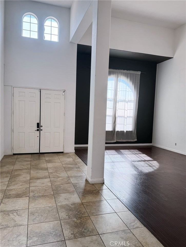 5771 Cairo Ct - Photo 2 of 18