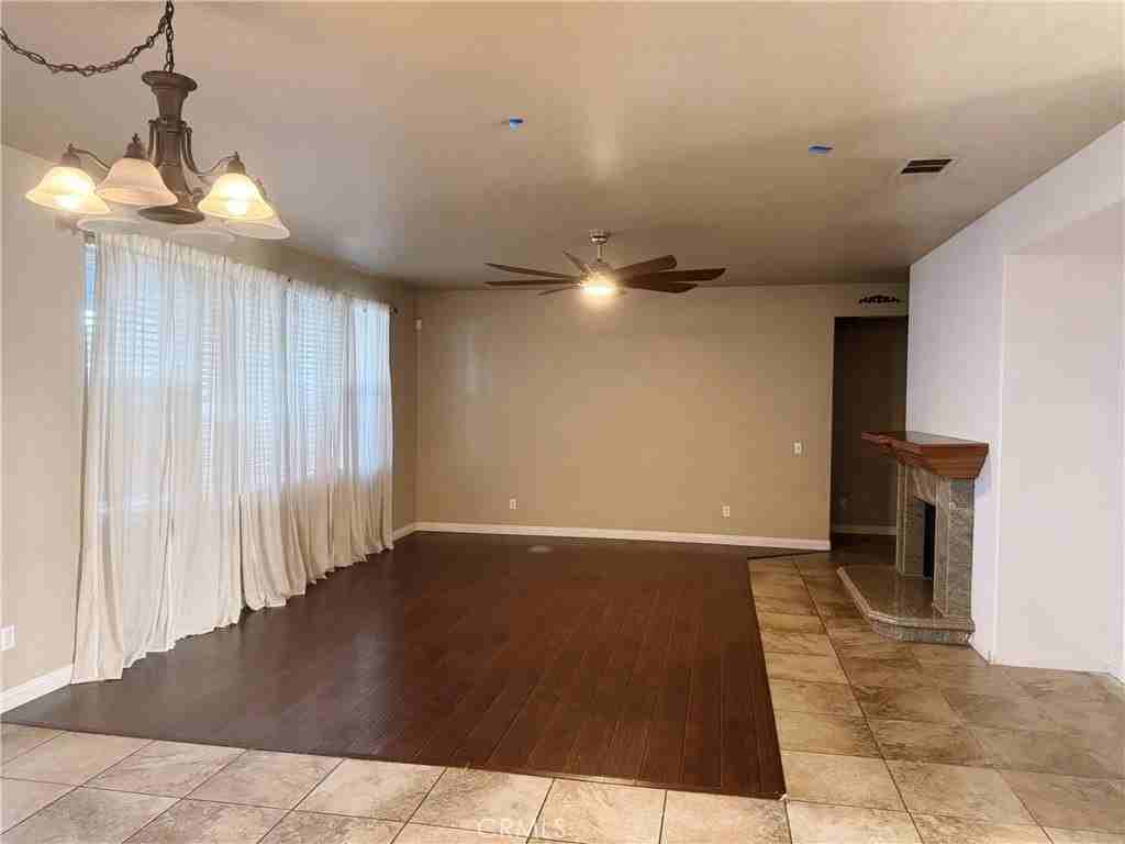 5771 Cairo Ct - Photo 4 of 18