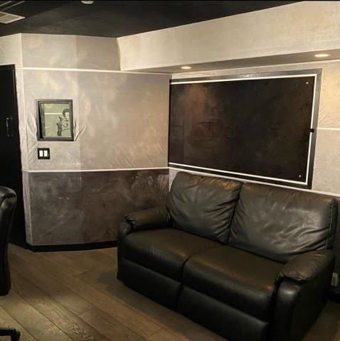 3200 N San Fernando Blvd #28 - Photo 3 of 6