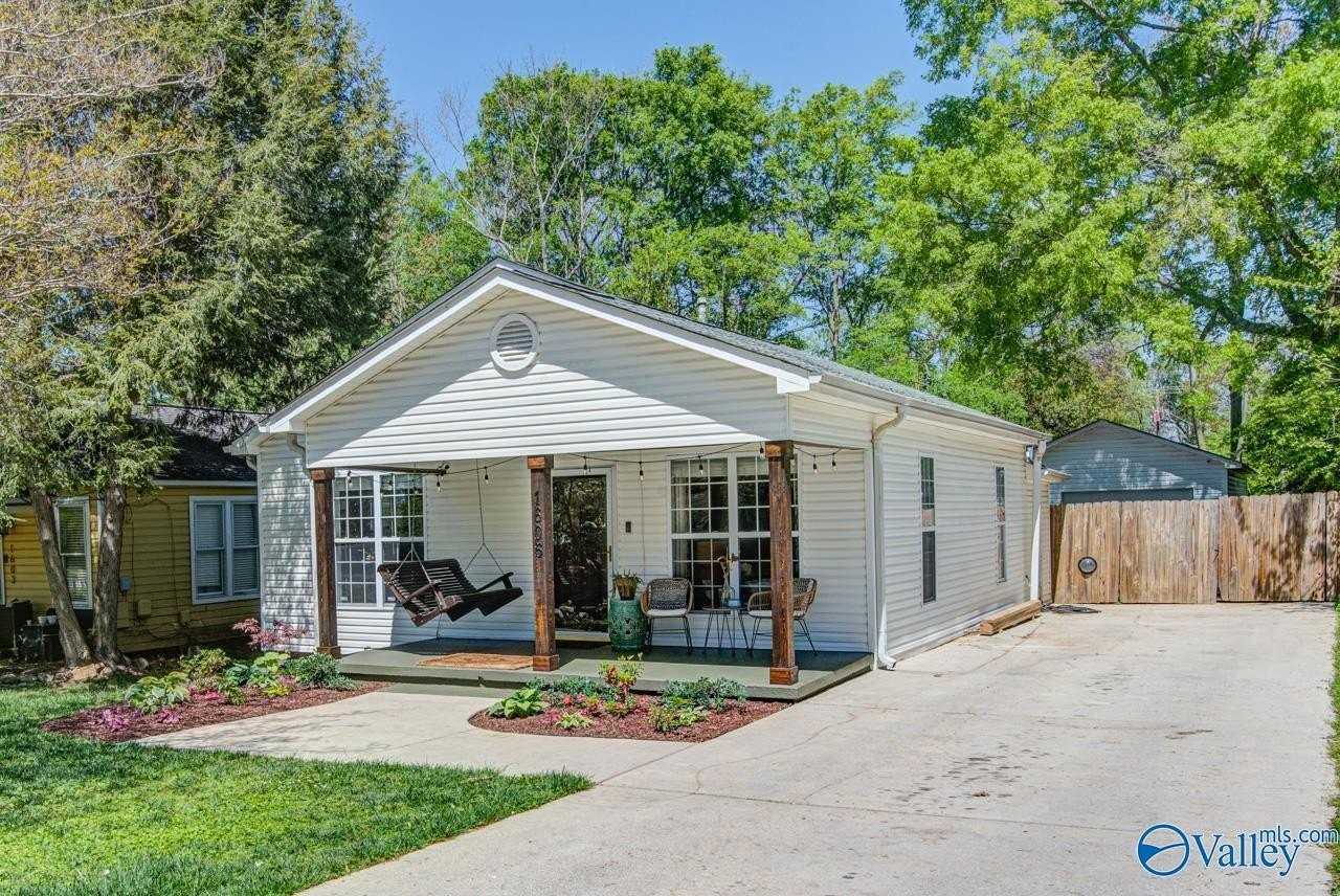 1605 Mccullough Ave Ne - Photo 2 of 21