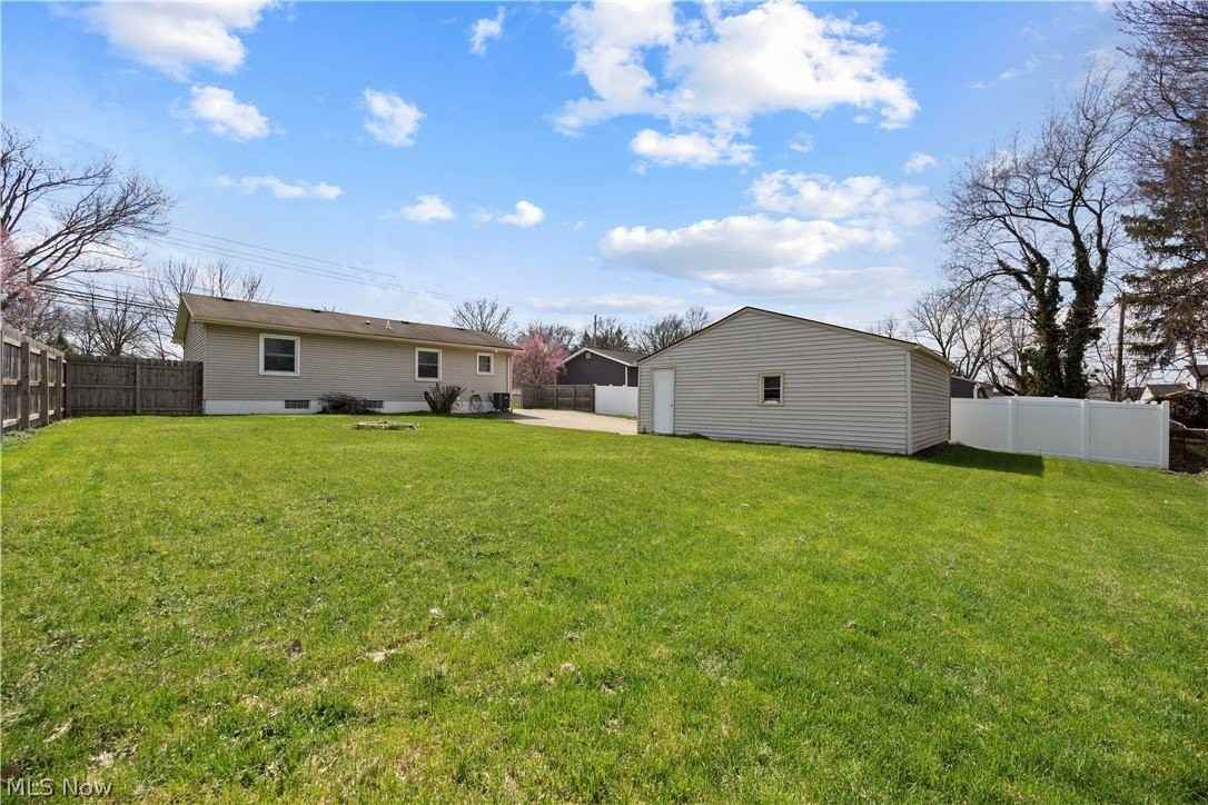 17050 Sheldon Rd - Photo 7 of 37