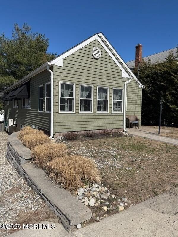 365 Lake Ave - Photo 3 of 3