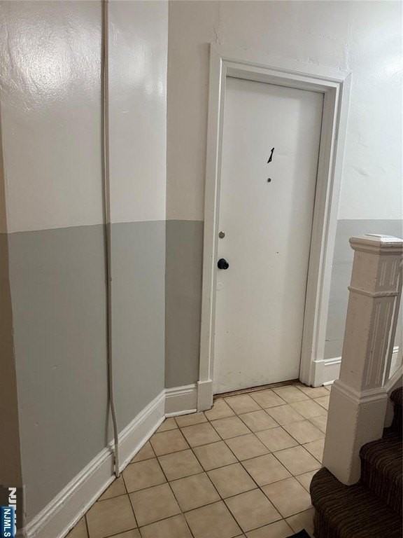 322 Anderson Ave - Photo 2 of 17