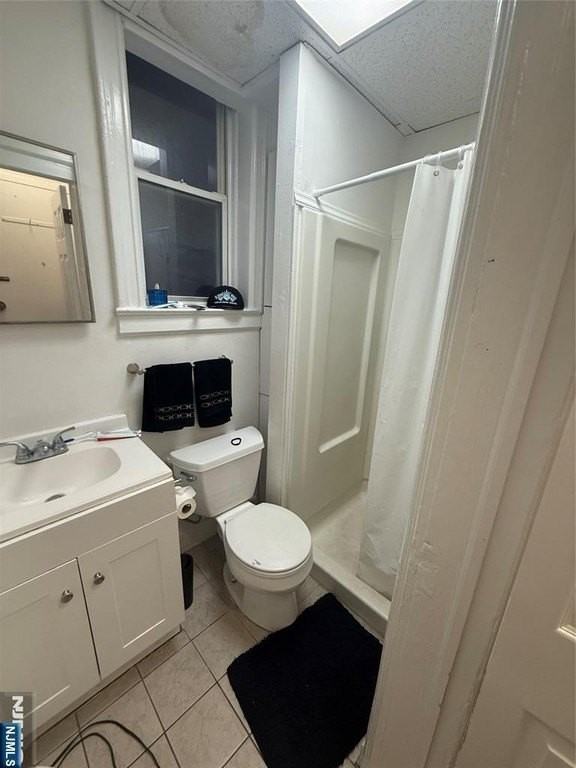 322 Anderson Ave - Photo 4 of 17