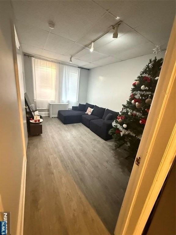 322 Anderson Ave - Photo 7 of 17