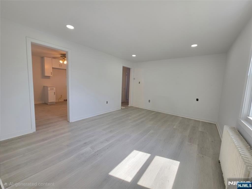 683 Kingsland Ave - Photo 5 of 13