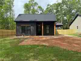 featured image of 82405 Olive St