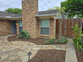 2822 Oak Forest Dr - Photo 1 of 1