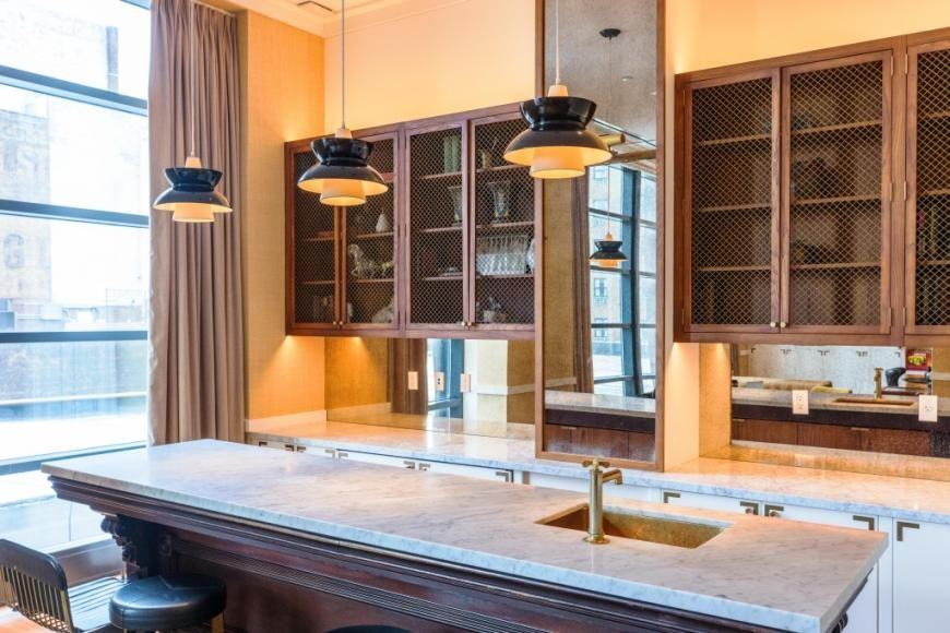 515 W 38th St - Photo 7 of 10