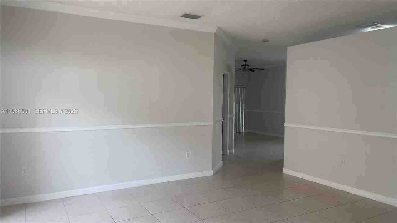 21331 Sw 87th Ct - Photo 3 of 8