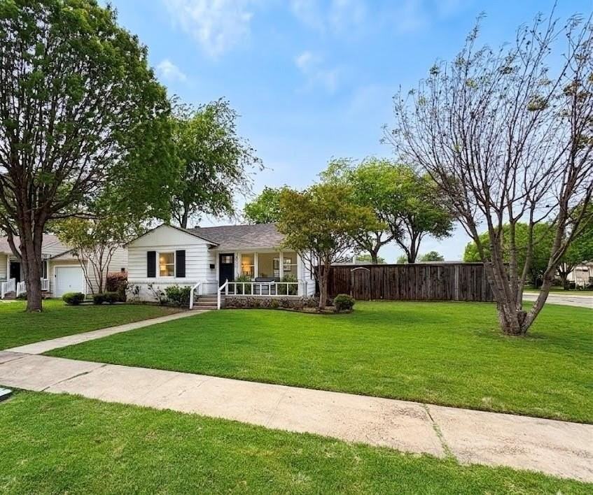 9919 Dresden Dr - Photo 2 of 10