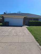 1100 Mapleview Dr - Photo 1 of 1