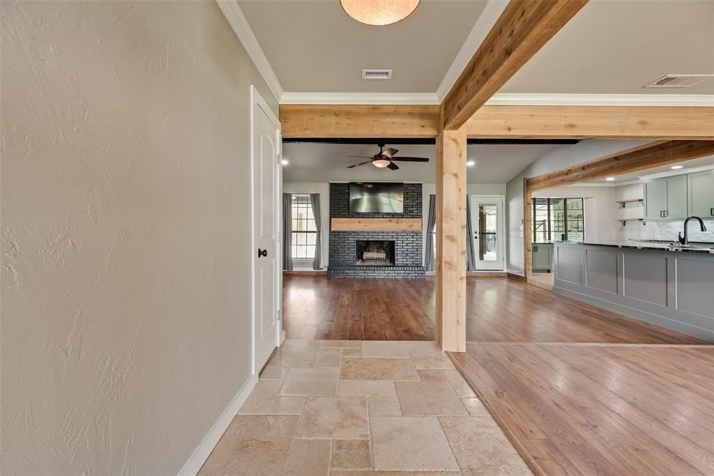 850 E Lucas Rd - Photo 5 of 39